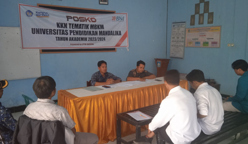 Rapat Penilaian Ketangguhan Desa Oleh KMPB Desa Sekotong Timur